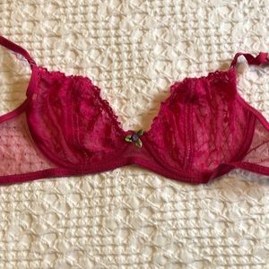 Underwire sheer pink bra / lingerie